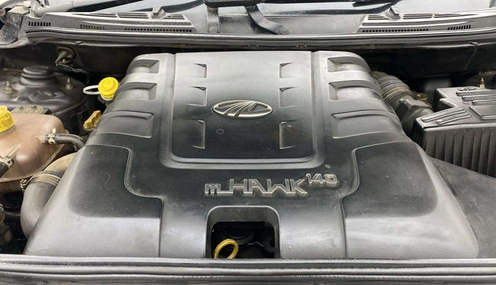 2016 Mahindra XUV500 W4, Diesel, Manual, 88,984 km, Engine View