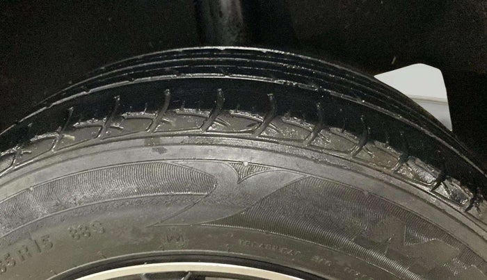 2018 Maruti Baleno DELTA PETROL 1.2, Petrol, Manual, 78,041 km, Right Rear Tyre Tread