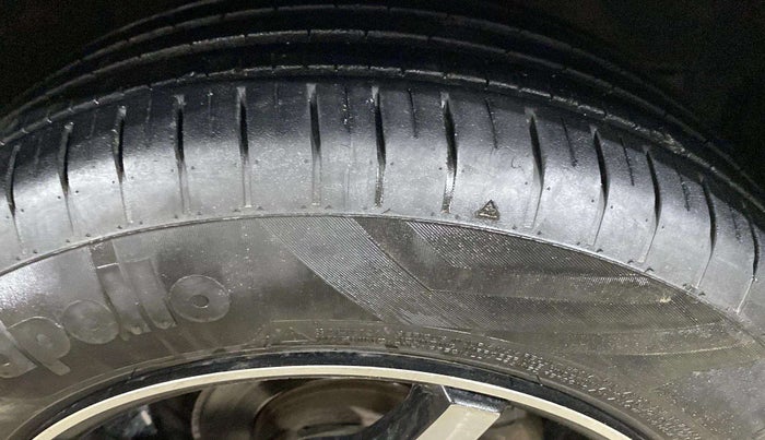 2018 Maruti Baleno DELTA PETROL 1.2, Petrol, Manual, 78,041 km, Right Front Tyre Tread