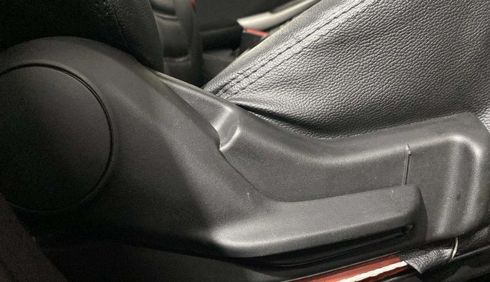 2018 Maruti Baleno DELTA PETROL 1.2, Petrol, Manual, 78,041 km, Driver Side Adjustment Panel