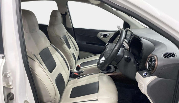 2024 Hyundai AURA SX 1.2 CNG, CNG, Manual, 44,971 km, Right Side Front Door Cabin
