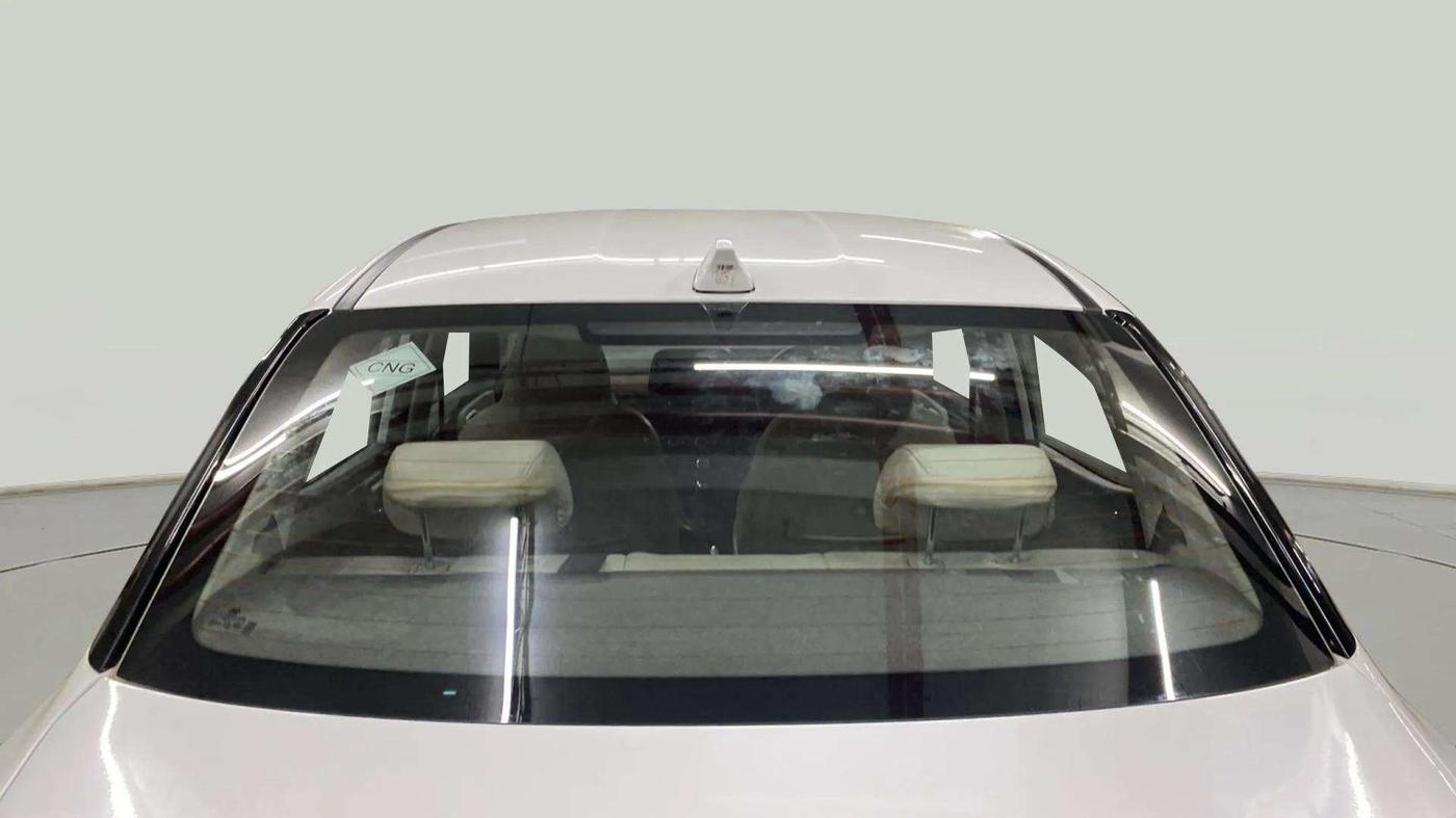 2024 Hyundai AURA SX 1.2 CNG, CNG, Manual, 44,971 km, Rear Windshield
