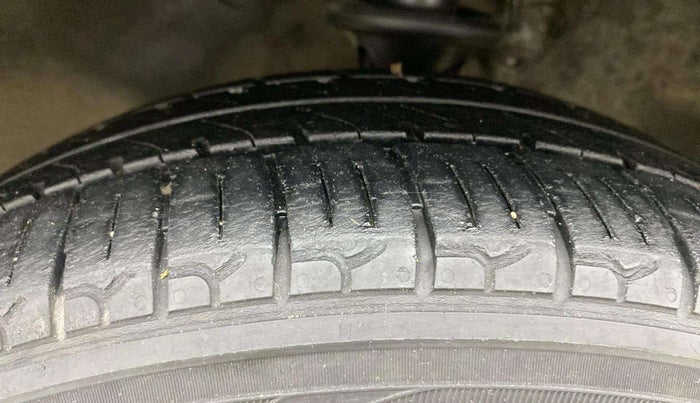 2018 Maruti Alto K10 VXI (O) AMT, Petrol, Automatic, 78,405 km, Left Front Tyre Tread
