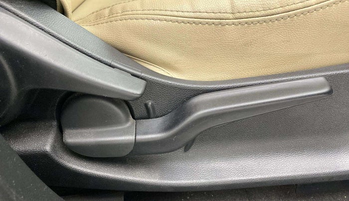 2020 Honda City 1.5L I-VTEC VX, Petrol, Manual, 30,462 km, Driver Side Adjustment Panel