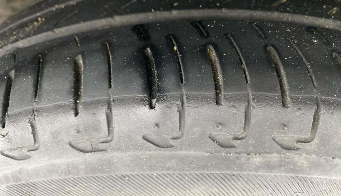 2020 Honda City 1.5L I-VTEC VX, Petrol, Manual, 30,462 km, Left Rear Tyre Tread