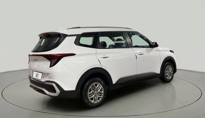 2022 KIA CARENS PRESTIGE 1.5 PETROL 7 STR, Petrol, Manual, 39,437 km, Right Back Diagonal