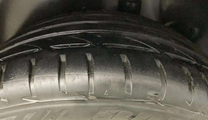 2018 Hyundai Creta SX (O) 1.6 PETROL, Petrol, Manual, 32,089 km, Left Rear Tyre Tread
