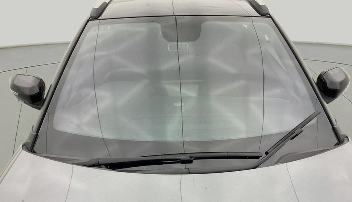 2024 Tata NEXON FEARLESS + SUNROOF DCA DUAL TONE 1.2 PETROL, Petrol, Automatic, 5,380 km, Front Windshield