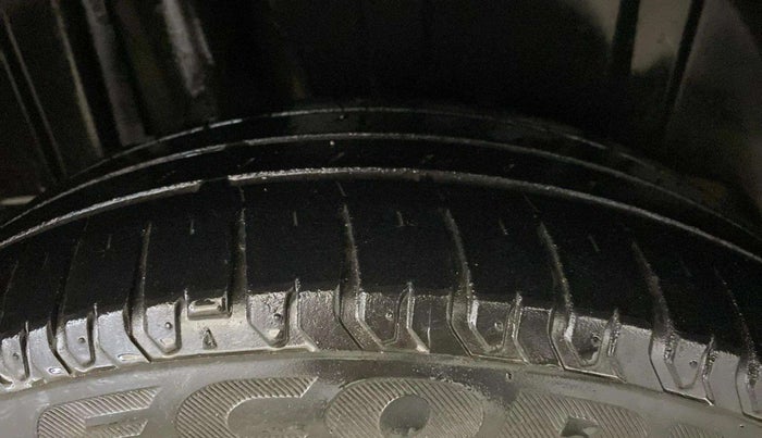2021 Maruti XL6 ZETA MT, Petrol, Manual, 72,432 km, Right Rear Tyre Tread
