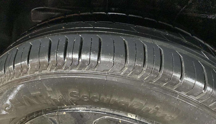 2023 Tata PUNCH ADVENTURE AMT, Petrol, Automatic, 12,557 km, Left Front Tyre Tread