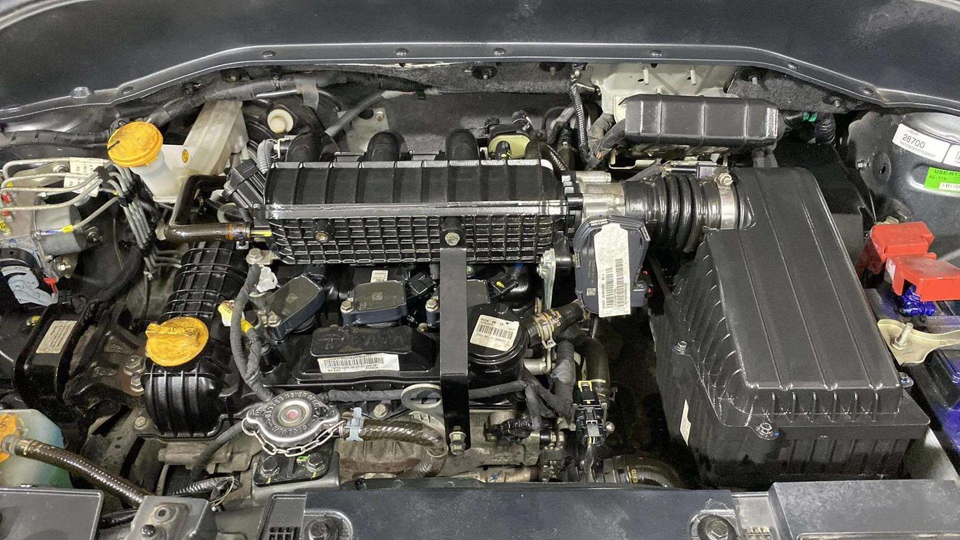 2023 Tata PUNCH ADVENTURE AMT, Petrol, Automatic, 12,557 km, Engine View