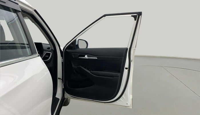 2022 KIA SELTOS HTE 1.5 PETROL, Petrol, Manual, 58,531 km, RHS Front Door