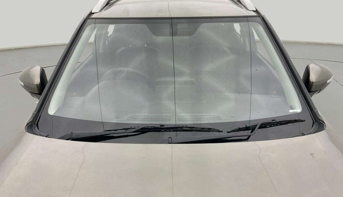 2022 Maruti BREZZA VXI SMART HYBRID, Petrol, Manual, 25,073 km, Front Windshield