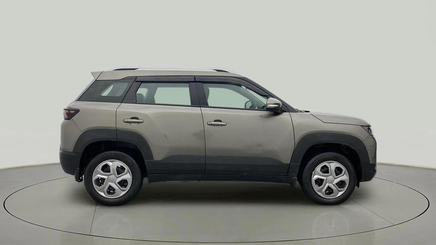 2022 Maruti BREZZA VXI SMART HYBRID, Petrol, Manual, 25,207 km, Right Side View