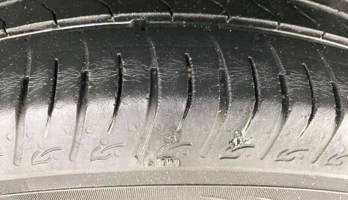 2022 Maruti BREZZA VXI SMART HYBRID, Petrol, Manual, 25,073 km, Left Rear Tyre Tread