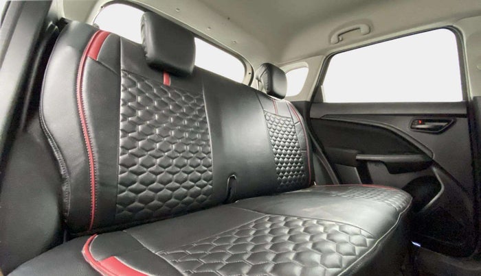 2022 Maruti BREZZA VXI SMART HYBRID, Petrol, Manual, 25,073 km, Right Side Rear Door Cabin