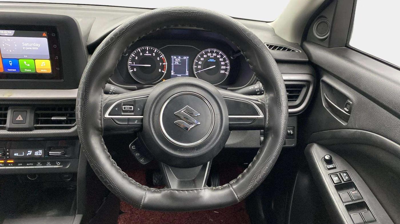 2022 Maruti BREZZA VXI SMART HYBRID, Petrol, Manual, 25,207 km, Steering Wheel Close Up
