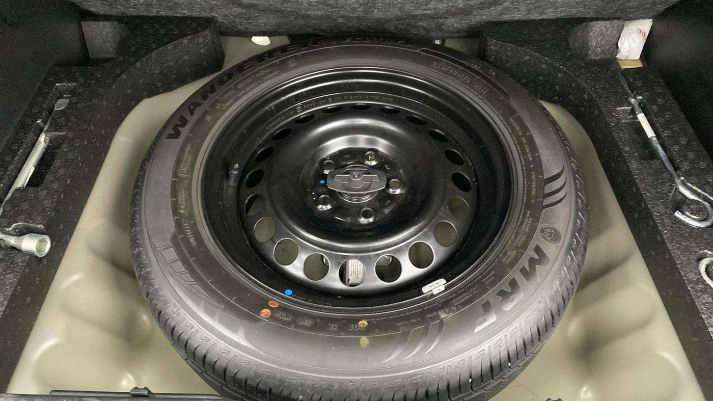 2022 Maruti BREZZA VXI SMART HYBRID, Petrol, Manual, 25,207 km, Spare Tyre