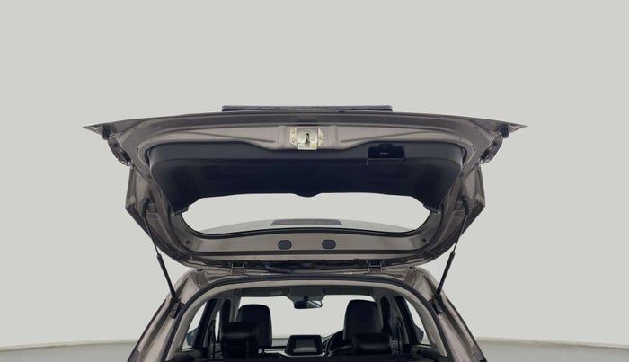 2022 Maruti BREZZA VXI SMART HYBRID, Petrol, Manual, 25,073 km, Boot Door Open