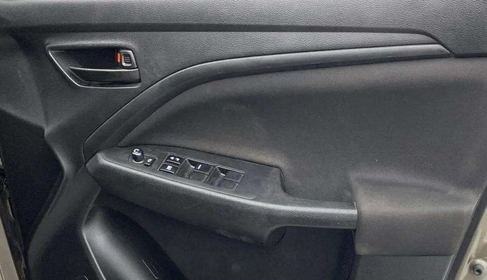 2022 Maruti BREZZA VXI SMART HYBRID, Petrol, Manual, 25,073 km, Driver Side Door Panels Control