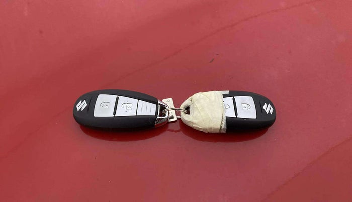 2017 Maruti Baleno ZETA PETROL 1.2, Petrol, Manual, 70,240 km, Key Close Up