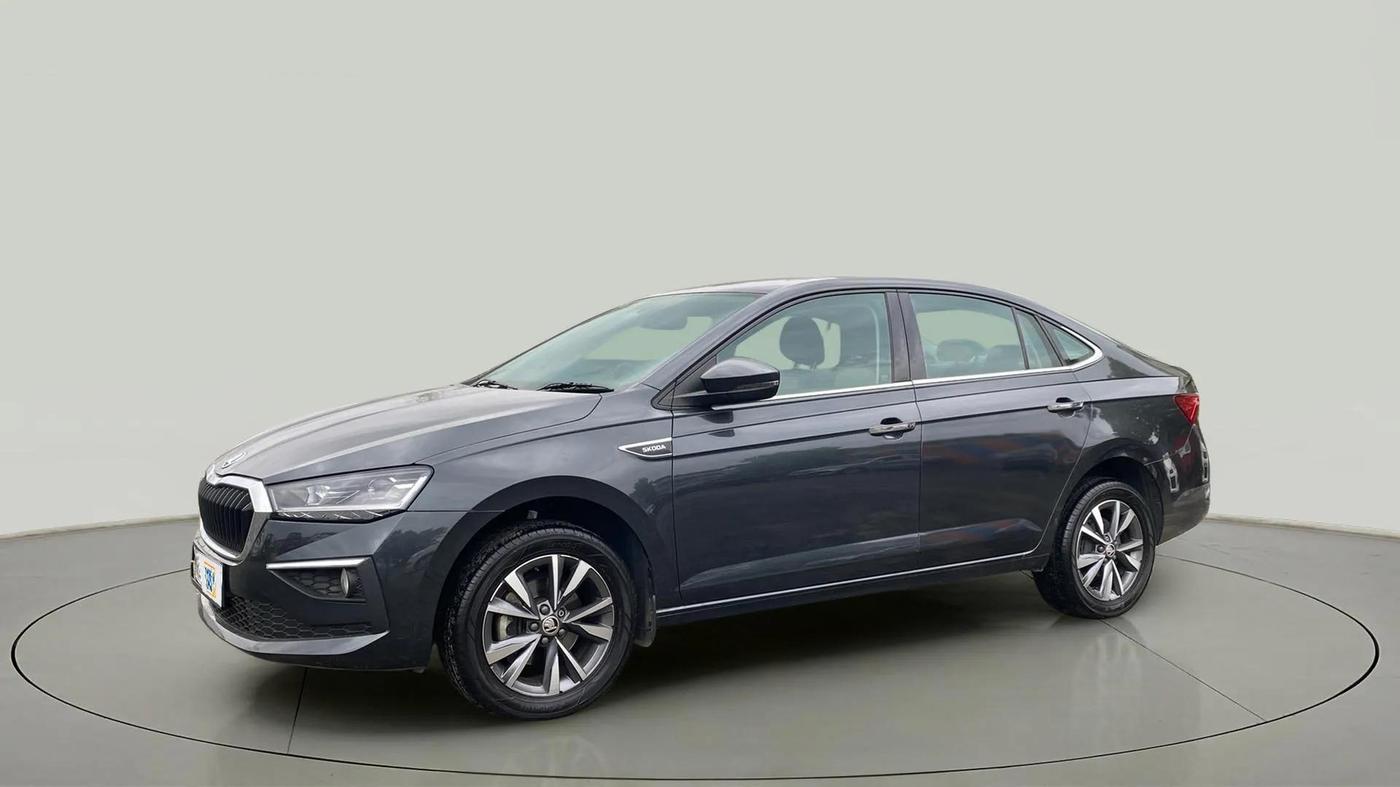 2023 Skoda SLAVIA STYLE 1.0L TSI AT, Petrol, Automatic, 30,639 km, Left Front Diagonal