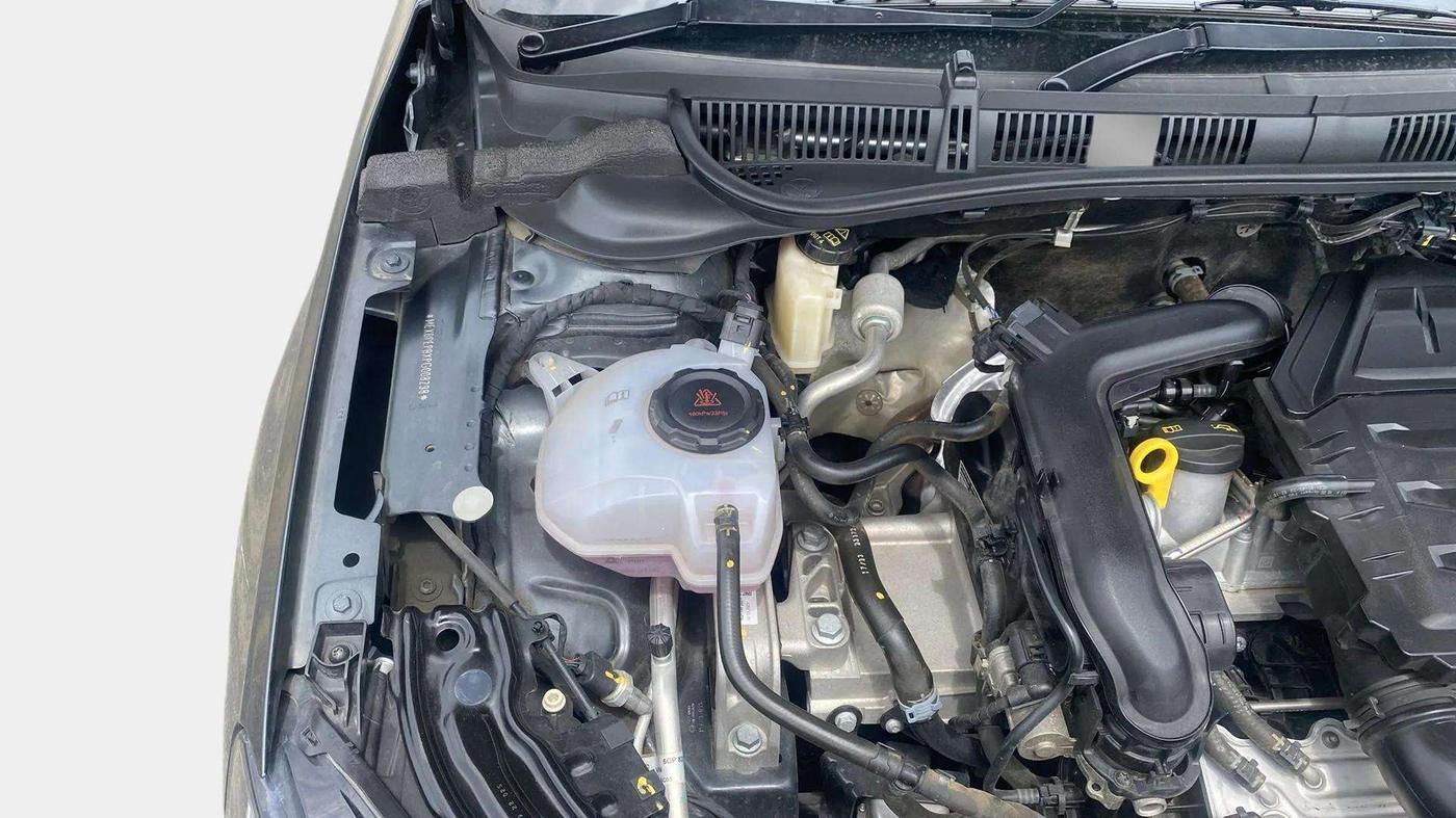 2023 Skoda SLAVIA STYLE 1.0L TSI AT, Petrol, Automatic, 30,639 km, Engine View - Right