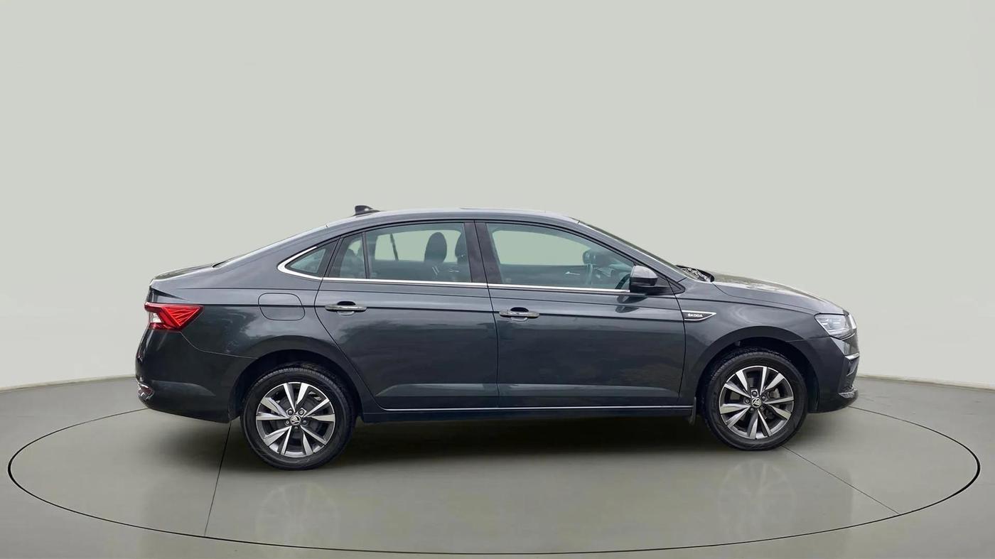 2023 Skoda SLAVIA STYLE 1.0L TSI AT, Petrol, Automatic, 30,639 km, Right Side View