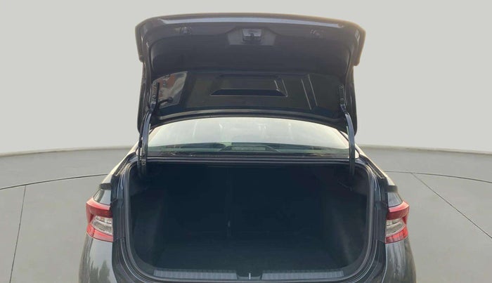 2023 Skoda SLAVIA STYLE 1.0L TSI AT, Petrol, Automatic, 30,580 km, Boot Open Zoomed View
