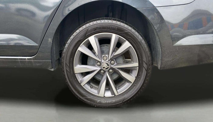 2023 Skoda SLAVIA STYLE 1.0L TSI AT, Petrol, Automatic, 30,580 km, Left Rear Wheel