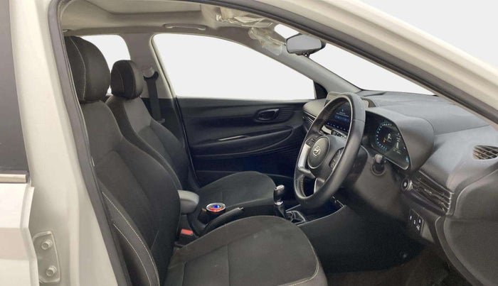 2021 Hyundai NEW I20 ASTA (O) 1.2 MT, Petrol, Manual, 34,138 km, Right Side Front Door Cabin