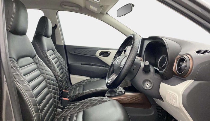 2022 Hyundai AURA S 1.2 CNG, CNG, Manual, 47,438 km, Right Side Front Door Cabin