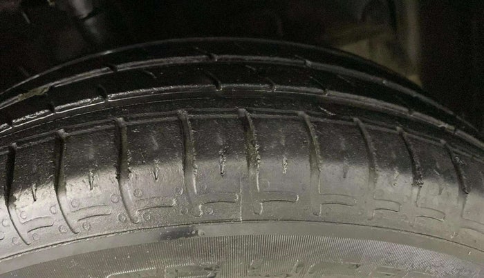 2022 Hyundai AURA S 1.2 CNG, CNG, Manual, 47,438 km, Right Front Tyre Tread