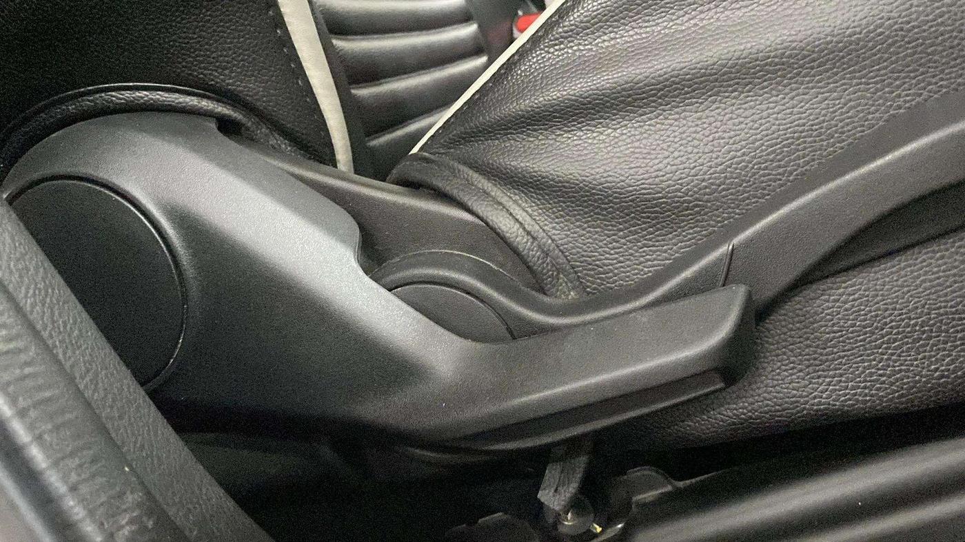 2021 Maruti Baleno ZETA PETROL 1.2, Petrol, Manual, 35,526 km, Driver Side Adjustment Panel
