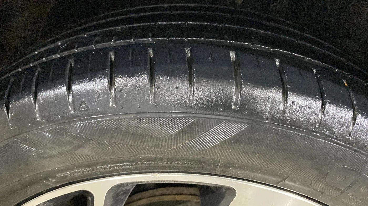 2021 Maruti Baleno ZETA PETROL 1.2, Petrol, Manual, 35,526 km, Right Front Tyre Tread