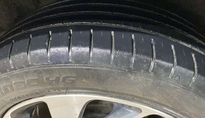 2021 Maruti Baleno ZETA PETROL 1.2, Petrol, Manual, 35,526 km, Left Front Tyre Tread