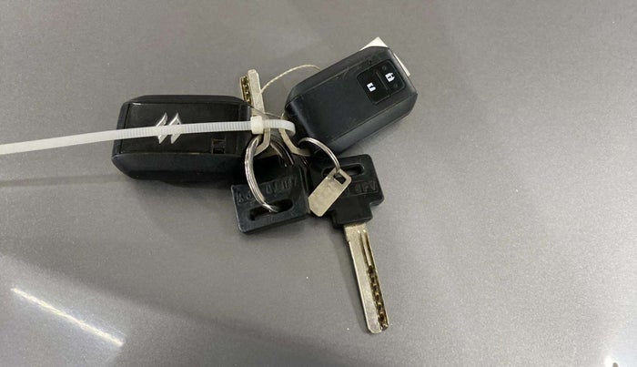 2021 Maruti Baleno ZETA PETROL 1.2, Petrol, Manual, 35,526 km, Key Close Up