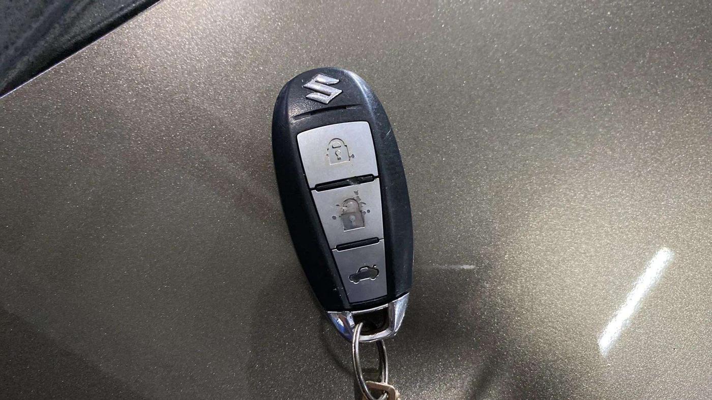 2021 Maruti Ciaz ALPHA 1.5 SHVS PETROL, Petrol, Manual, 50,644 km, Key Close Up
