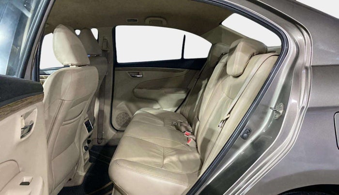2021 Maruti Ciaz ALPHA 1.5 SHVS PETROL, Petrol, Manual, 50,644 km, Right Side Rear Door Cabin