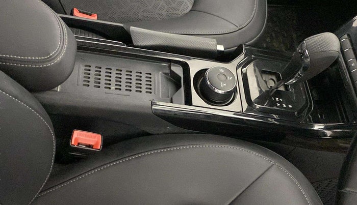 2023 Tata NEXON XZA PLUS (L) DARK EDITION, Petrol, Automatic, 9,106 km, Gear Lever