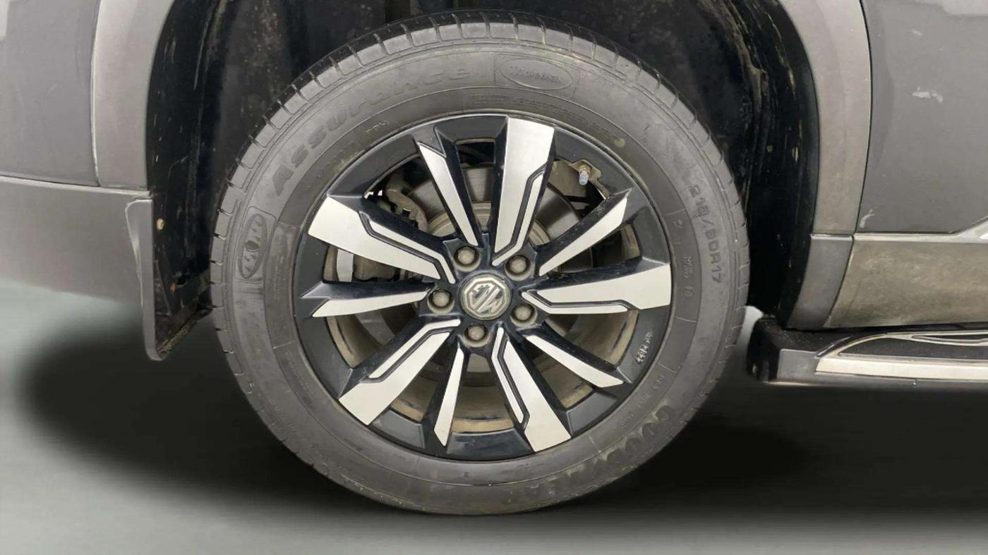 2020 MG HECTOR PLUS SHARP 1.5 PETROL TURBO DCT 6-STR, Petrol, Automatic, 61,912 km, Right Rear Wheel
