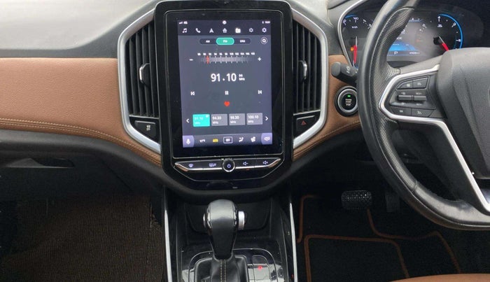 2020 MG HECTOR PLUS SHARP 1.5 PETROL TURBO DCT 6-STR, Petrol, Automatic, 61,609 km, Air Conditioner