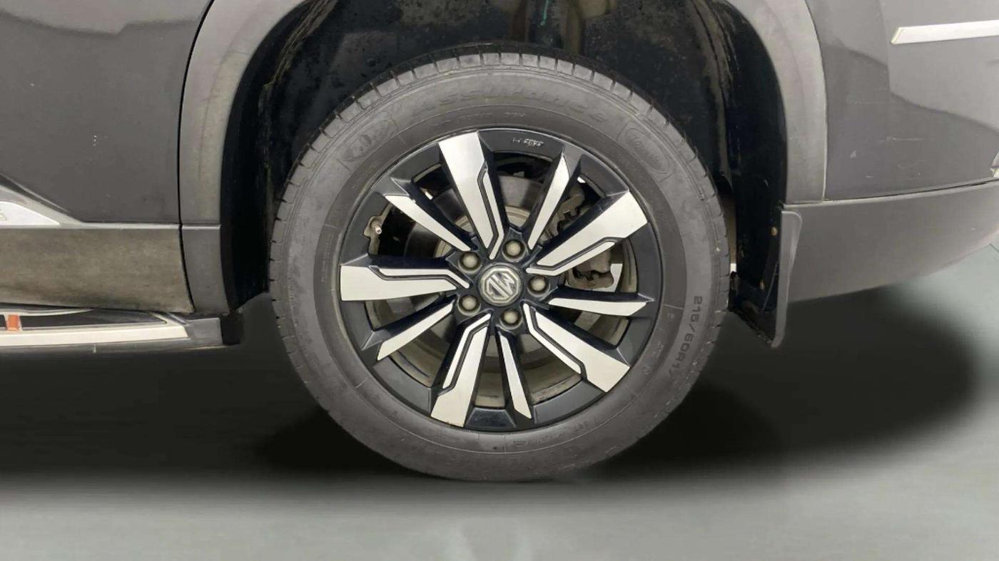 2020 MG HECTOR PLUS SHARP 1.5 PETROL TURBO DCT 6-STR, Petrol, Automatic, 61,912 km, Left Rear Wheel
