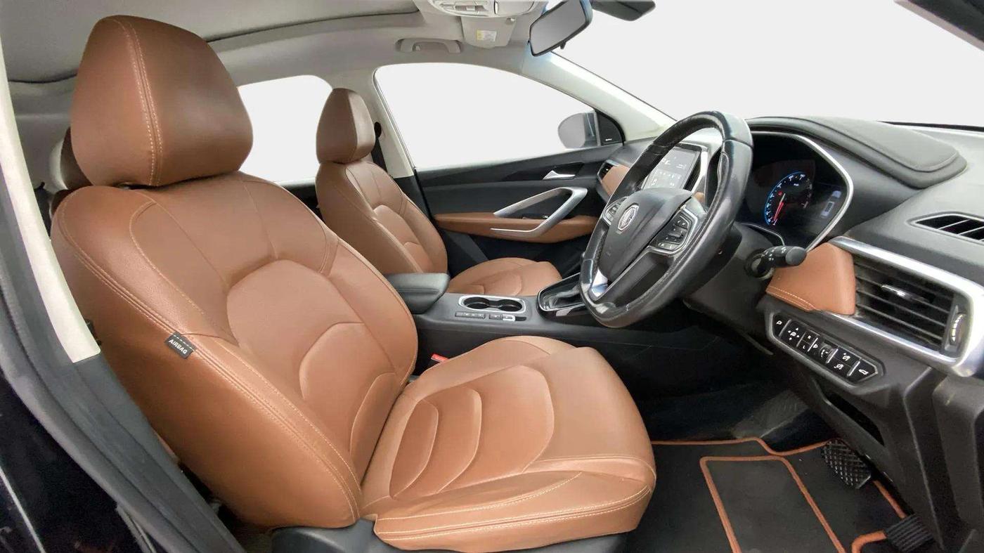 2020 MG HECTOR PLUS SHARP 1.5 PETROL TURBO DCT 6-STR, Petrol, Automatic, 61,912 km, Right Side Front Door Cabin