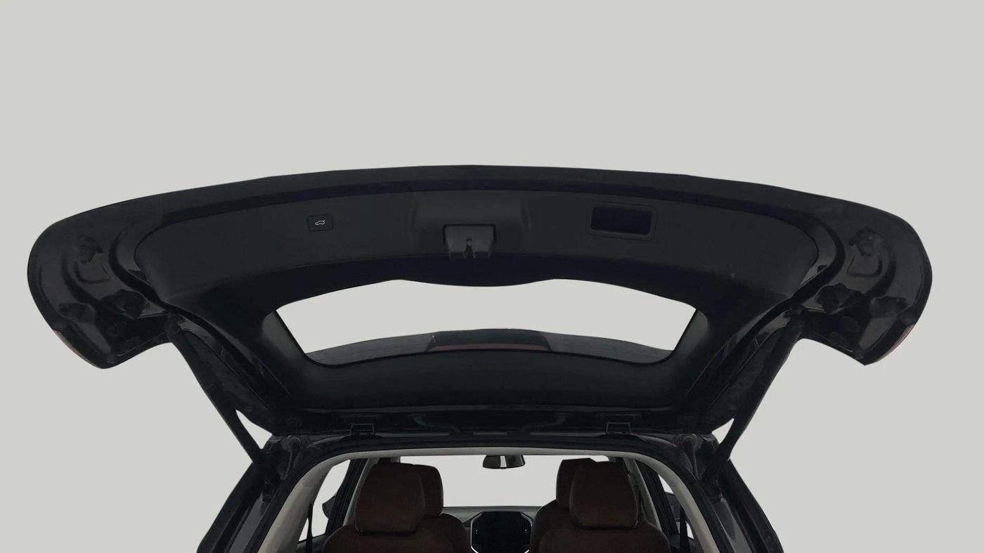 2020 MG HECTOR PLUS SHARP 1.5 PETROL TURBO DCT 6-STR, Petrol, Automatic, 61,912 km, Boot Door Open