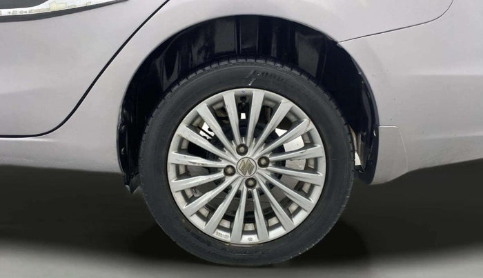 2016 Maruti Ciaz ZXI+, Petrol, Manual, 39,544 km, Left Rear Wheel