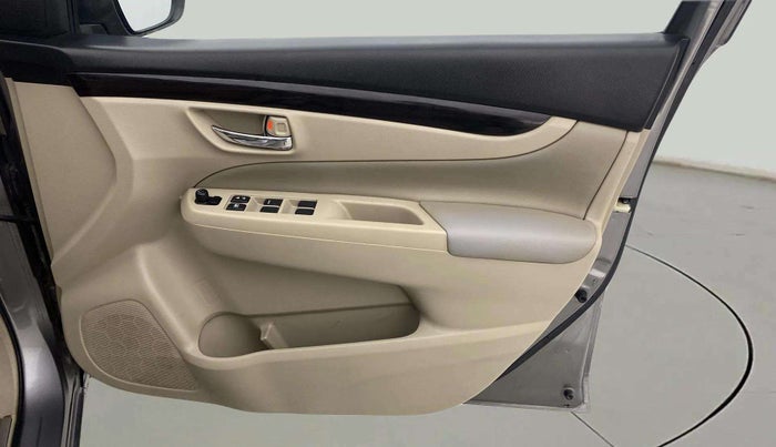 2016 Maruti Ciaz ZXI+, Petrol, Manual, 39,544 km, Driver Side Door Panels Control