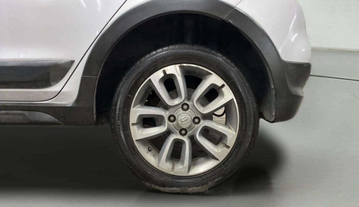 2017 Hyundai i20 Active 1.2 SX, Petrol, Manual, 23,119 km, Left Rear Wheel