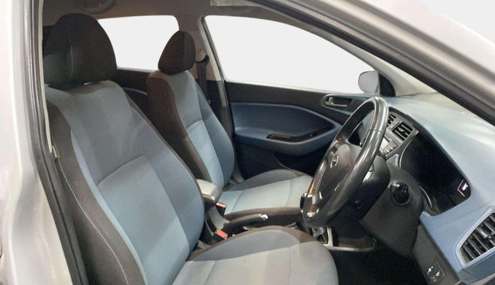 2017 Hyundai i20 Active 1.2 SX, Petrol, Manual, 23,119 km, Right Side Front Door Cabin