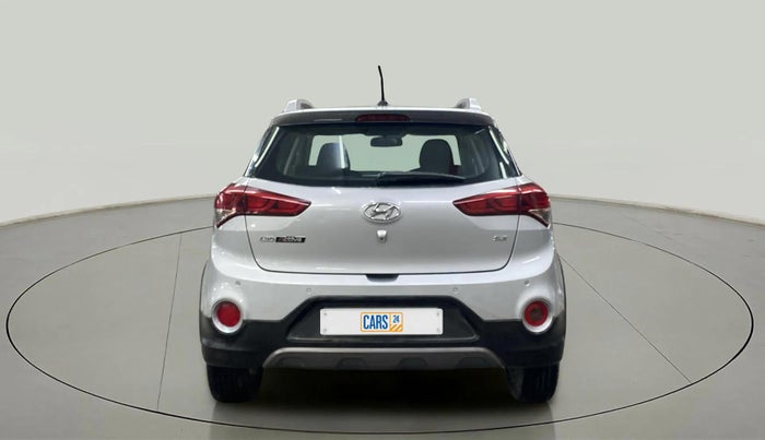 2017 Hyundai i20 Active 1.2 SX, Petrol, Manual, 23,119 km, Back/Rear